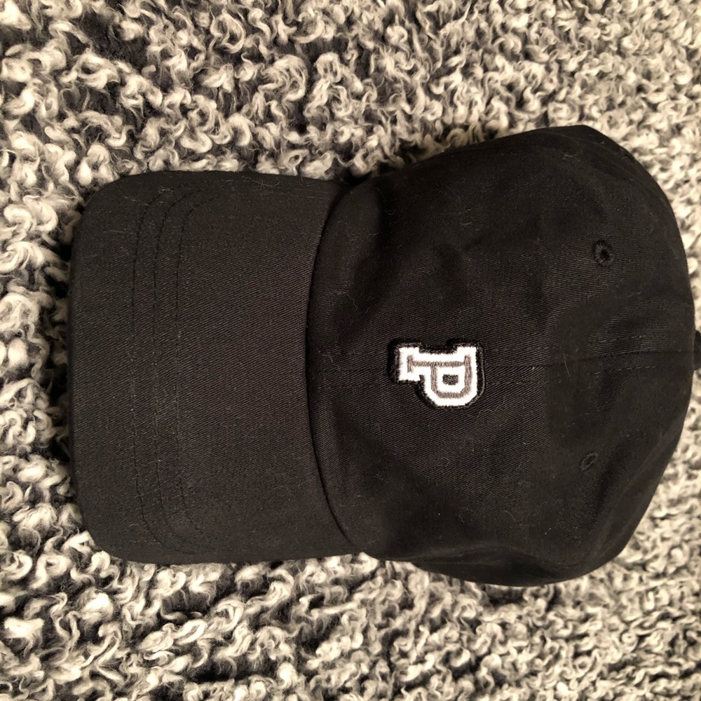 PINK HAT | ONE SIZE